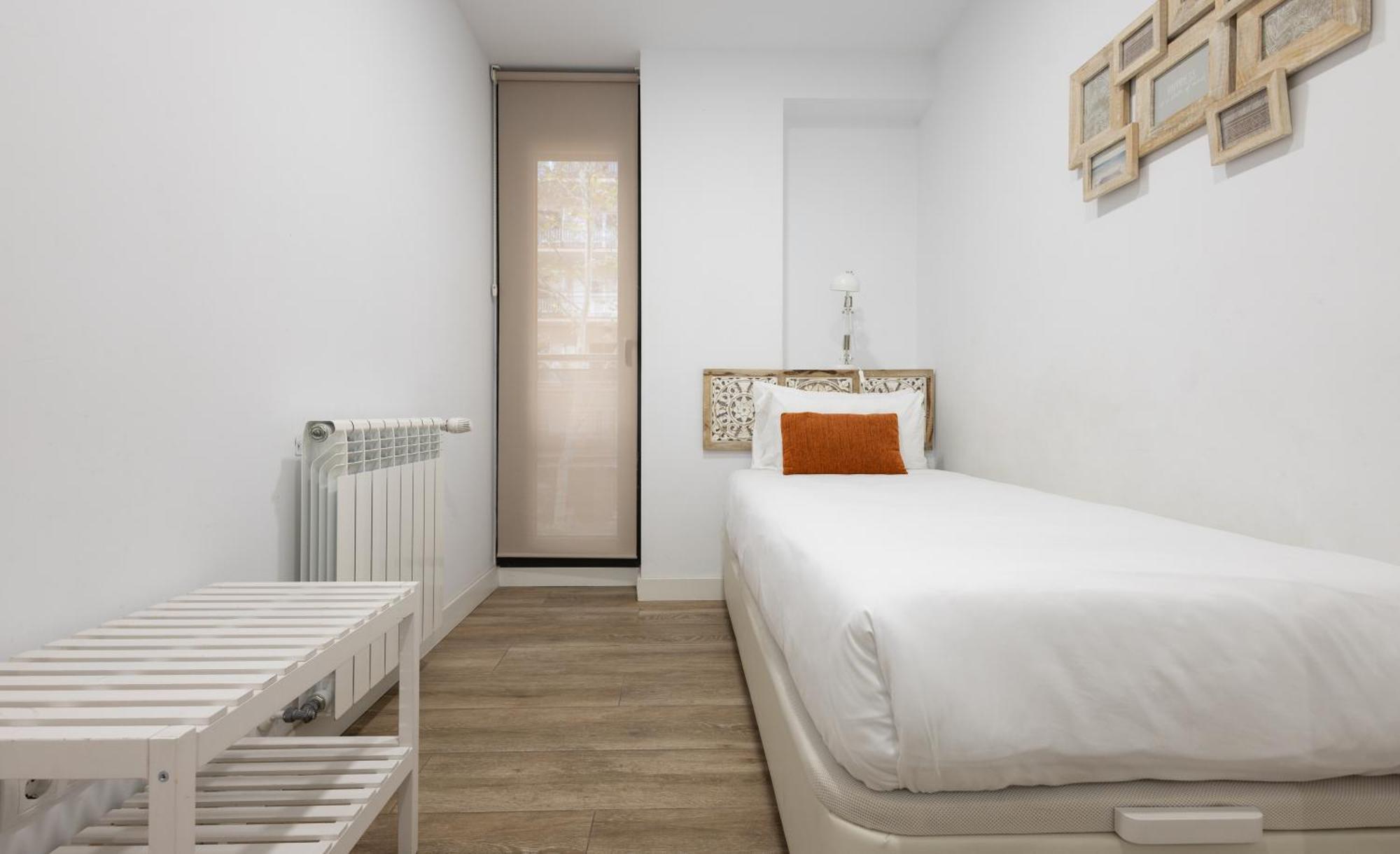 Stay U-Nique Apartments Fabra I Puig Barcelona Luaran gambar