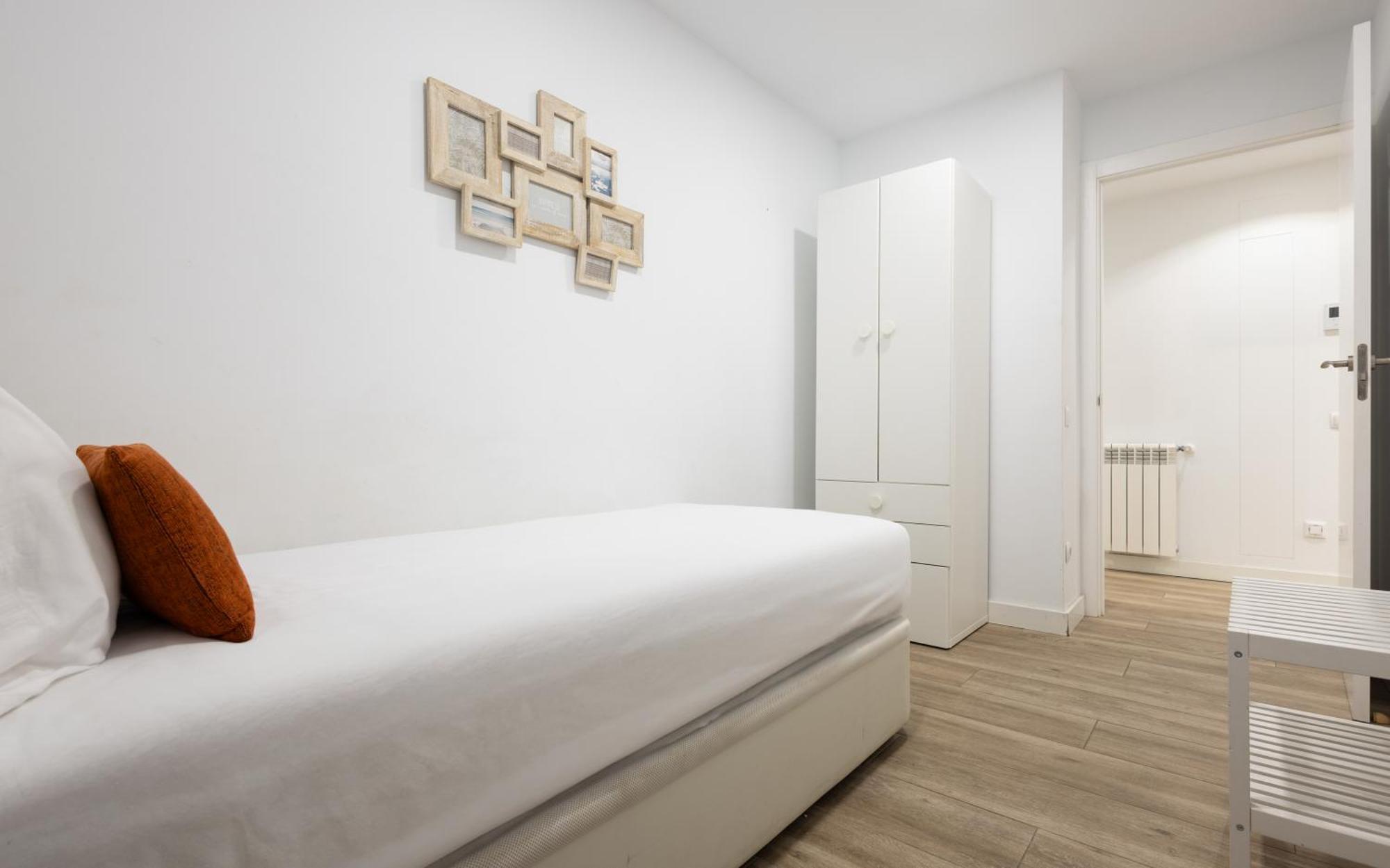 Stay U-Nique Apartments Fabra I Puig Barcelona Luaran gambar