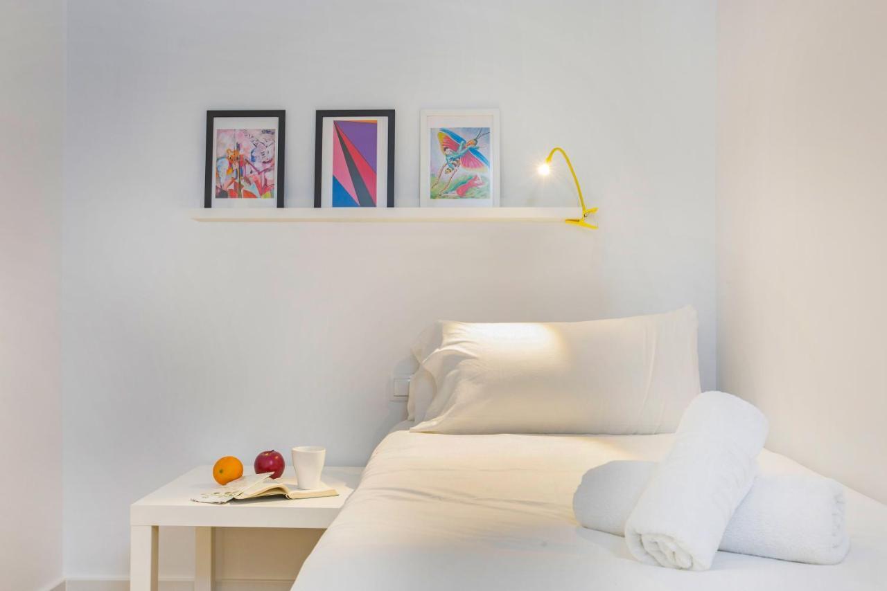 Stay U-Nique Apartments Fabra I Puig Barcelona Luaran gambar